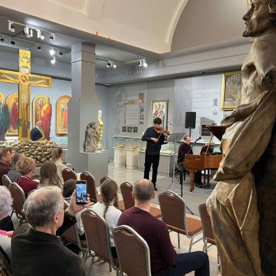 46083a5a 8503 4642 84cf 57f5cb1328cb