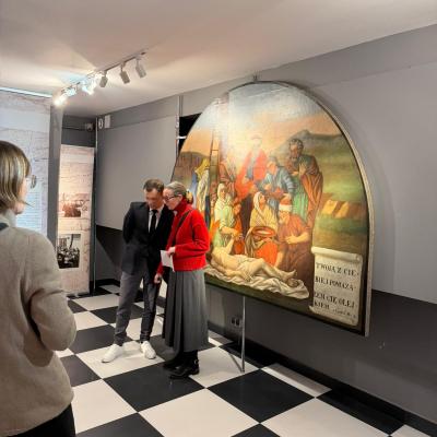 6e357e85 F9c7 4e8c 9299 7866c9d48316