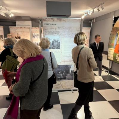 8e61282b C7df 4ef4 97b2 C9928b1b9744