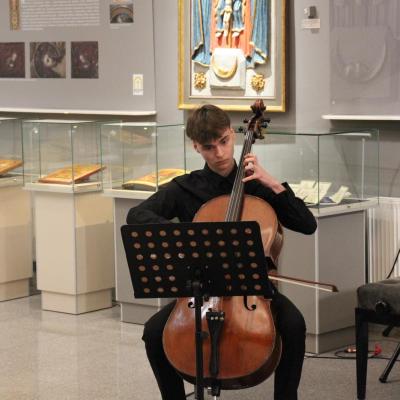 955154f8 8c93 44ab 9bc2 65e6533ef87d