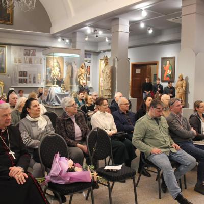 A939e4fc E93a 4f60 Ad17 D7424a9295e1